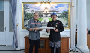Ridwan Kamil Pastikan Kereta Cepat Jakarta-Bandung Siap Uji Coba pada November