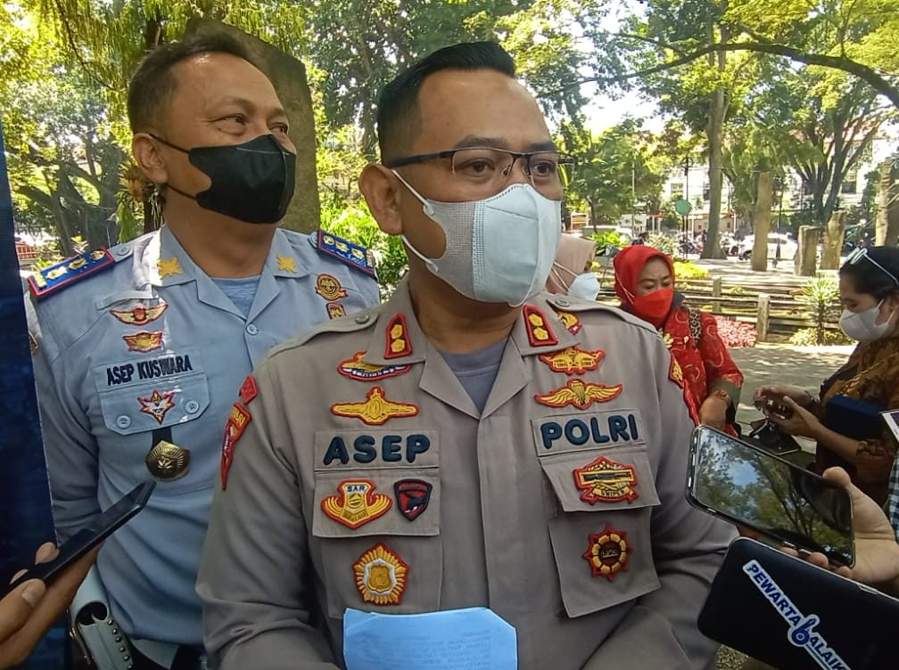 Kabag Ops Polrestabes Bandung, AKBP Asep Pudjiono. (Foto: Sandi Nugraha/Jabar Ekspres)