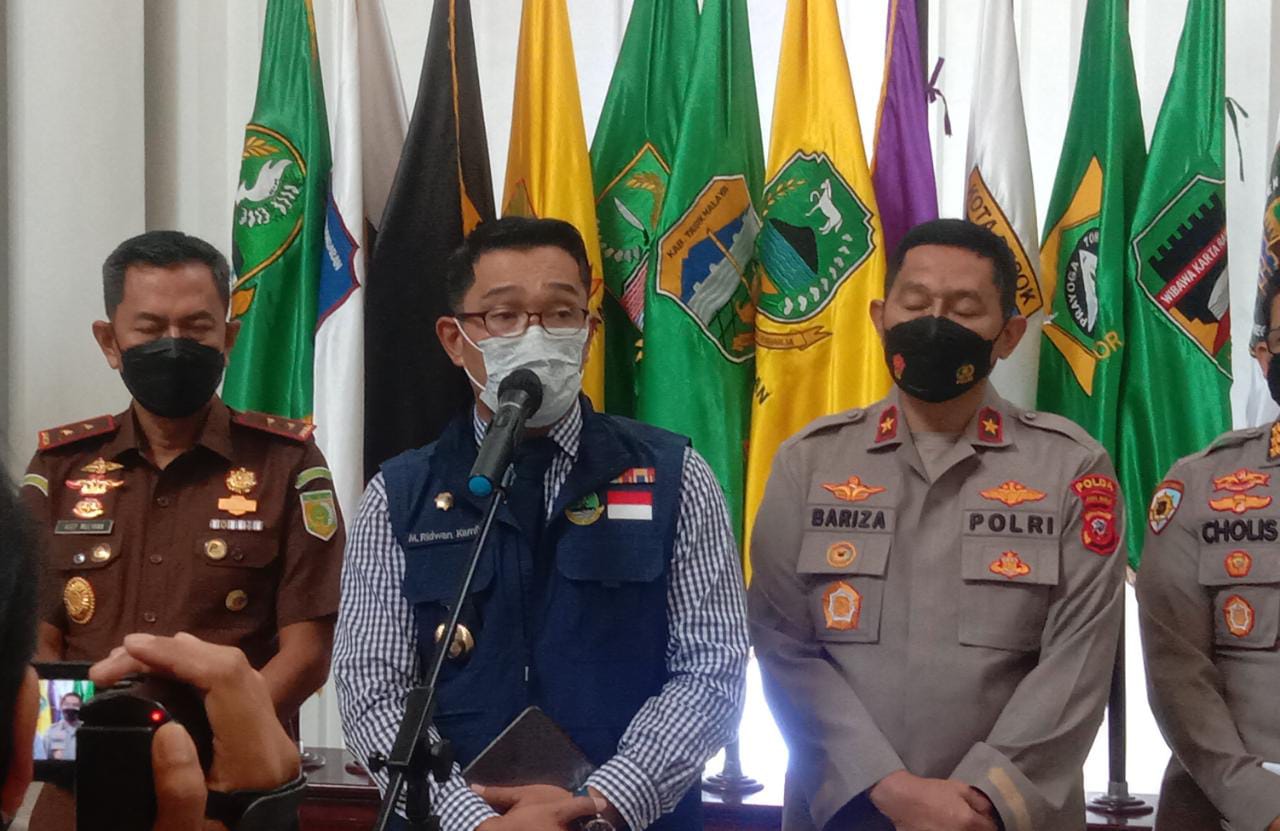 Gubernur Jawa Barat, Ridwan Kamil prediksi 14,9 pemudik akan masuk Jabar, Selasa (19/2). (Foto: Sandi Nugraha/Jabar Ekspres)