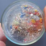 Peringatan Bahaya! Mikroplastik Kali Pertama Ditemukan dalam Paru-paru Manusia