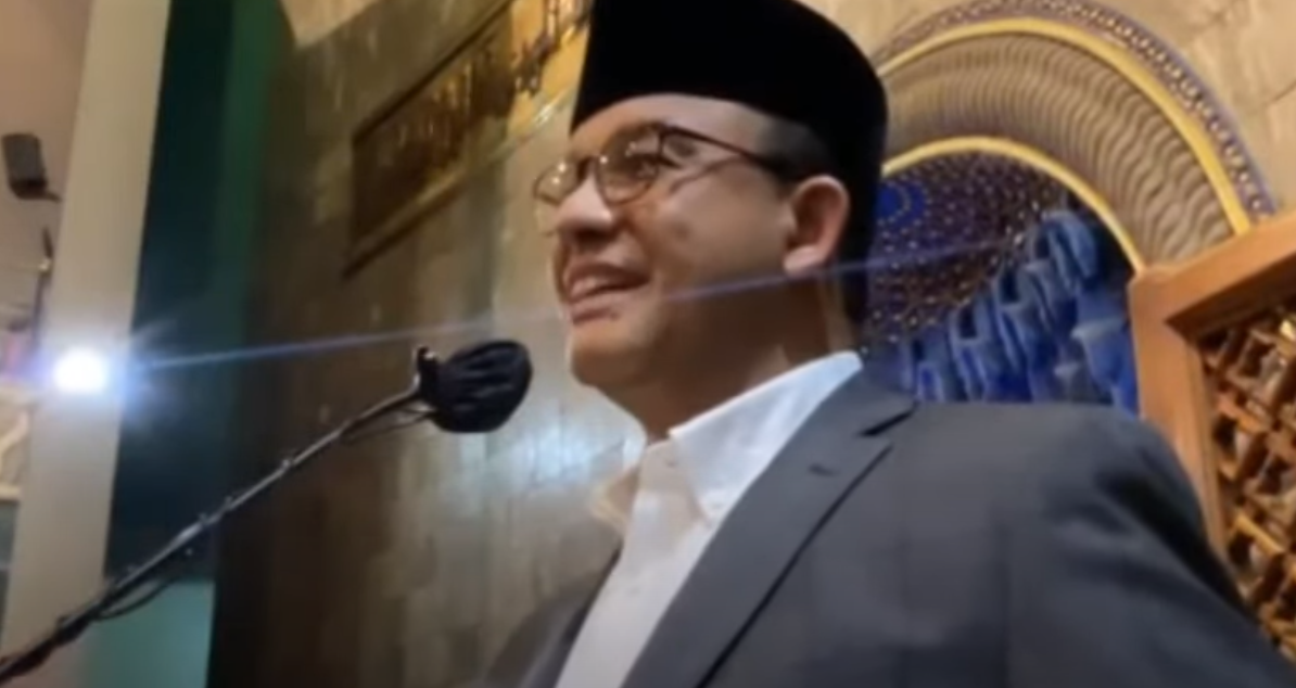 Anies Baswedan Sindir Perpanjangan Masa Jabatan, Dapat Riuh Tepuk Tangan dari Mahasiswa UGM