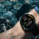 Ketahanan Huawei Watch GT 3 Pro yang didesain aman untuk dikedalaman air. (ist)