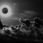 ILUSTRASI: Black moon (Istimewa)