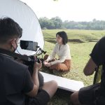 Samsung dukung sineas muda Indonesia dobrak batasan dalam membuat film pendek sekelas profesional hanya dengan menggunakan smartphone Galaxy S22 Ultra 5G melalui kompetisi film pendek.
