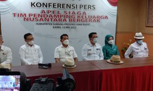 Konferensi pers apel siaga tim pendamping keluarga Nusantara bergerak. Kamis (12/5). (Foto: Sandi Nugraha/Jabar Ekspres)
