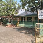 SDN Rancanilem di Desa Bojongloa, Kecamatan Rancaekek, Kabupaten Bandung yang sepi tanpa siswa pasca ambruknya 3 bangunan. (Yanuar/Jabar Ekspres)