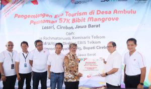 Kerjasama antara Telkom dan Pemkab Cirebon dalam mengembangkan Eco-Tourism dengan digitalisasi desa Ambulu. (ist)
