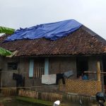 Salah satu dari 44 rumah yang rusak karena terjangan puting beliung di Bogor.
