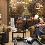 Direktur Eksekutif The Global Fund Peter Sands mengadakan peretemuan Menteri Koordinator Bidang Perekonomian Airlangga Hartarto untuk membicarakan berbagai peluang investasi di Indonesia.