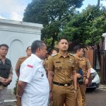 Wali Kota Bandung, Yana Mulyana dan Plt Bupati Bandung Barat di Pendopo Kota Bandung. (Arvi/Jabar Ekspres)