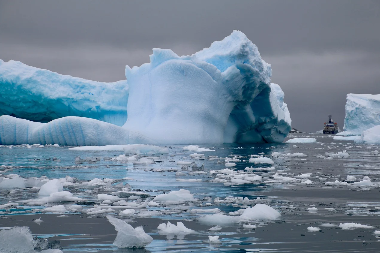 Antartika Mencair secara Drastis Akibat Krisis Iklim, Menurut Laporan