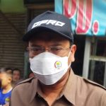 Ketua DPRD Kota Bandung, Tedy Rusmawan saat memberikan tanggapan mengenai penghapusan tenaga honorer kepada wartawan di Kecamatan Batununggal, Kota Bandung, Senin (6/6).