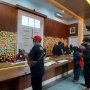 Warga memadati Ruang Ekspresi yang berada di Gedung Pakuan Bandung, Minggu (12/6). (Arvi/Jabar Ekspres)