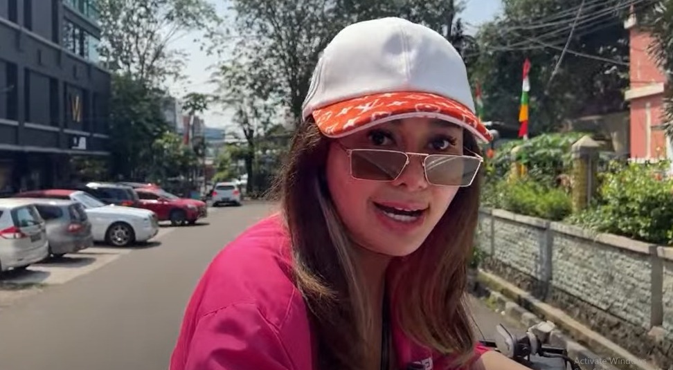 Razman Nasution Laporkan Denise Chariesta ke Polisi (gambar: Youtube denise chariesta)