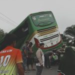 Bus yang membawa rombongan haji asal Merangin mengalami kecelakaan. (Istimewa)