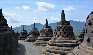 Rencana Harga Tiket Masuk Candi Borobudur Bakal Rp750 Ribu, telah dibatalkan (foto: ilustrasi/Pixabay)