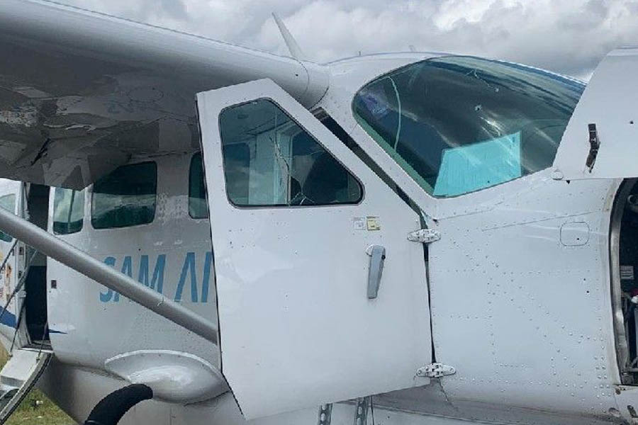 Pesawat Sam Air ditembaki oleh Kelompok Kriminal Bersenjata (KKB) Papua