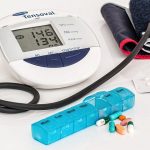 Ilustrasi alat pengecek tekanan darah untuk menghhindari hipertensi. (pixabay)