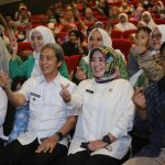 Peringati Hari Keluarga 2022, Wawalkot Bogor Nobar Film Keluarga Cemara Bareng Siswa