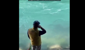 Video Ridwan Kamil Lantunkan Azan di Pinggir Sungai Aare Viral