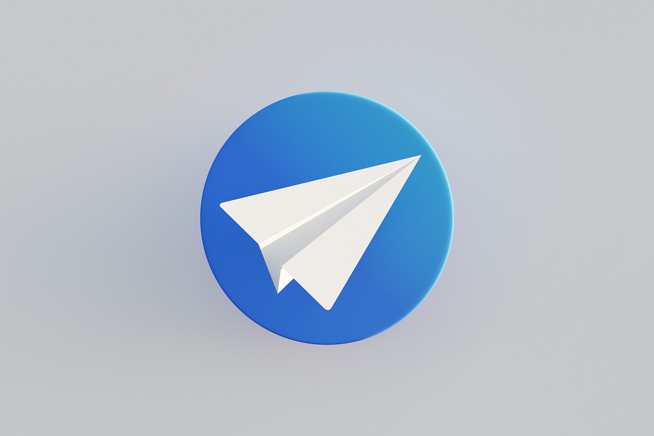 Ilustrasi telegram premium (pixabay)