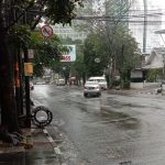 Curahan hujan tinggi di Kota Bandung. Menjadi salah satu perhatian dari BPBD Jabar.Sabtu (16/7). Foto. Sandi Nugraha.