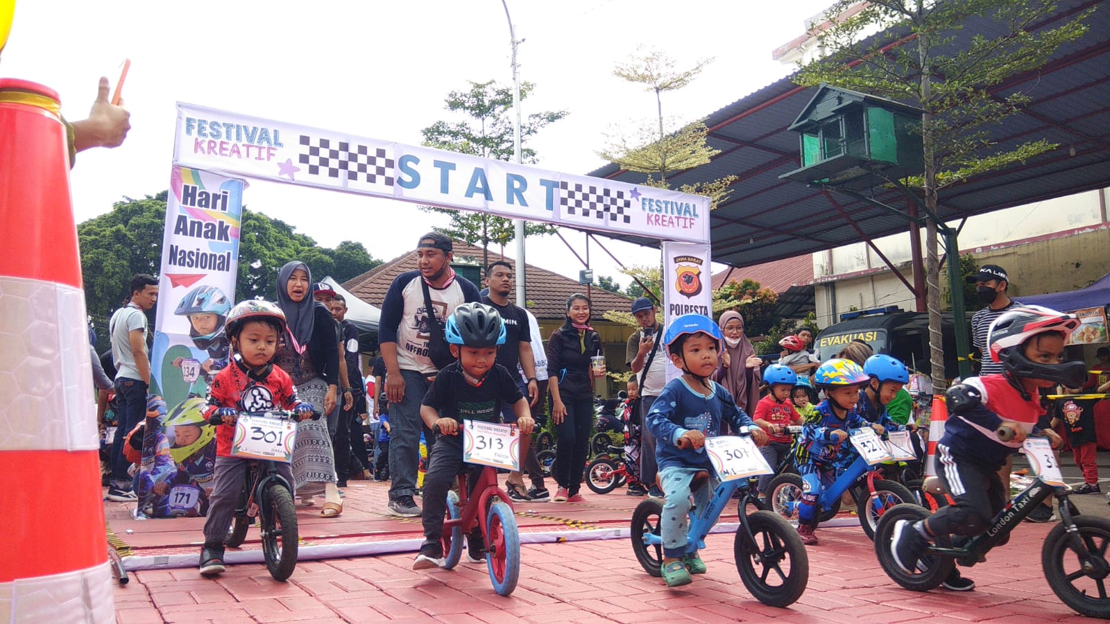 100 Pembalap Cilik Meriahkan Hari Anak Nasional di Polresta Bogor