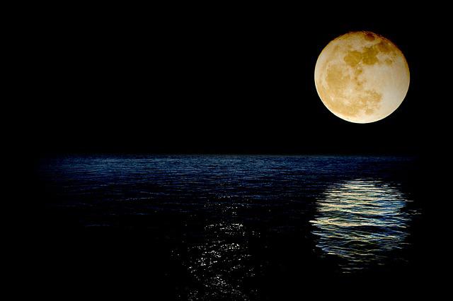 Fenomena Supermoon Akan Terjadi 14 Juli 2022, Begini Cara Melihatnya