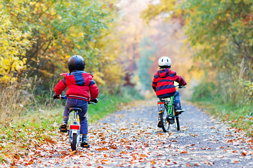 salah satu olah raga peninggi badan adalah bersepeda. (pixabay)