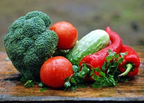 Ilustrasi bahayanya mengkonsumsi sayuran mentah tanpa dimasak. (pixabay)