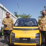 Launching perdana mobil listrik Wuling, dibuka Langsung oleh Menteri Koordinator Bidang Perekonomian Airlangga Hartarto dan Menteri Perindustrian Agus Gumiwang.