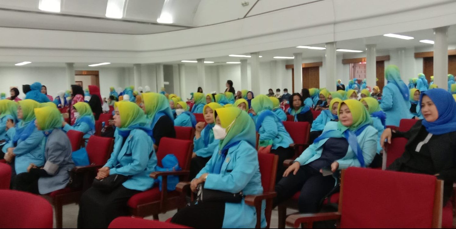 Ratusan Wanoja Dukung Penuh Ridwan Kamil jadi Calon Presiden 2024