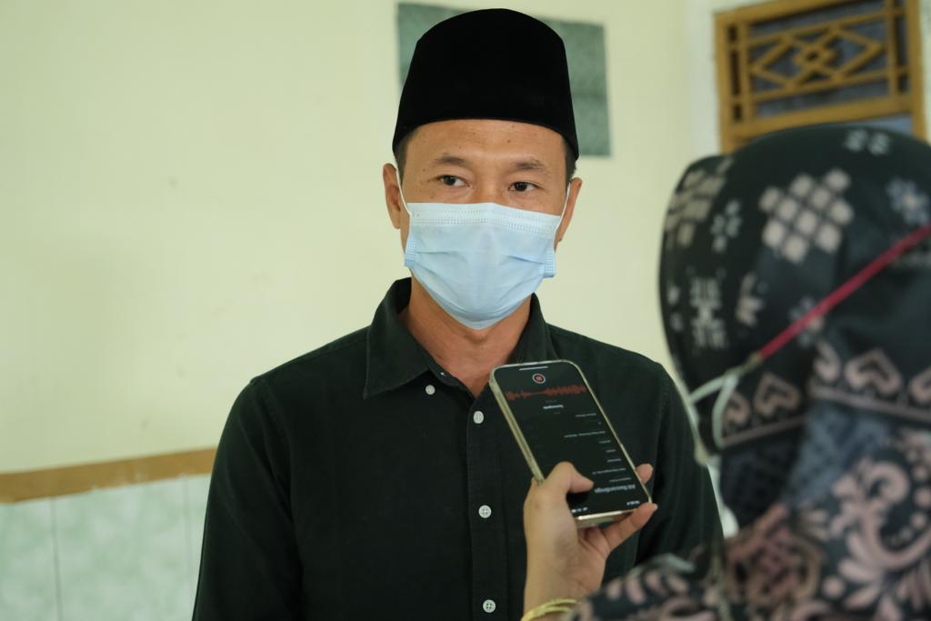 Ketua Pansus VIII Dewan Perwakilan Rakyat Daerah (DPRD) Jabar, Ihsanudin berikan keterangan usai rapat Pansus VIII di Kantor DPRD Jabar, Kota Bandung, Sabtu (10/9).