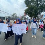 Ribuan Buruh dan DPRD Kabupaten Bandung Barat Mendukung BBM Turun