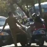 Tangkapan layar video yang menunjukkan aksi ASN tendang motor wanita, ternyata korban masih pelajar SMP.