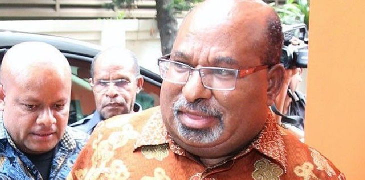 Gubernur Papua Lukas Enembe, diduga melakukan transaksi kekasino mencapai R560 Miliar. (pojoksatu)
