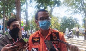 Kepala Seksi (Kasi) Mitigasi Bencana Diskar PB Kota Bandung, Amires Pahala. (Nizar/Jabar Ekspres)