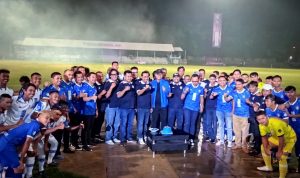 Jajaran tim PSB usai merayakan anniversary ke-72 tahun di Stadion Pajajaran, Kota Bogor. (Yudha Prananda / Jabar Ekspres)
