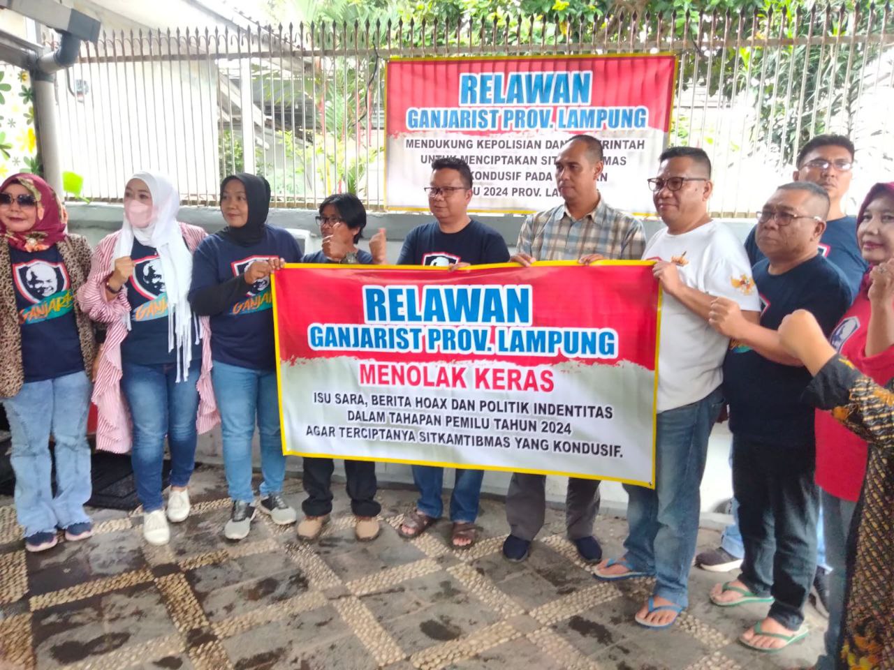 Salah satu aksi Ganjarist Lampung, Ketua Relawan Ganjarist Lampung Achmad Huzairin tanggapi snatai pembentukan dewan Kolonel dan dewan Kopral. (ist)