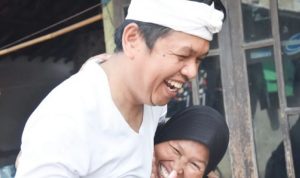 Dedi Mulyadi Peluk Janda Usai Cerai dengan Bupati Purwakarta Anne