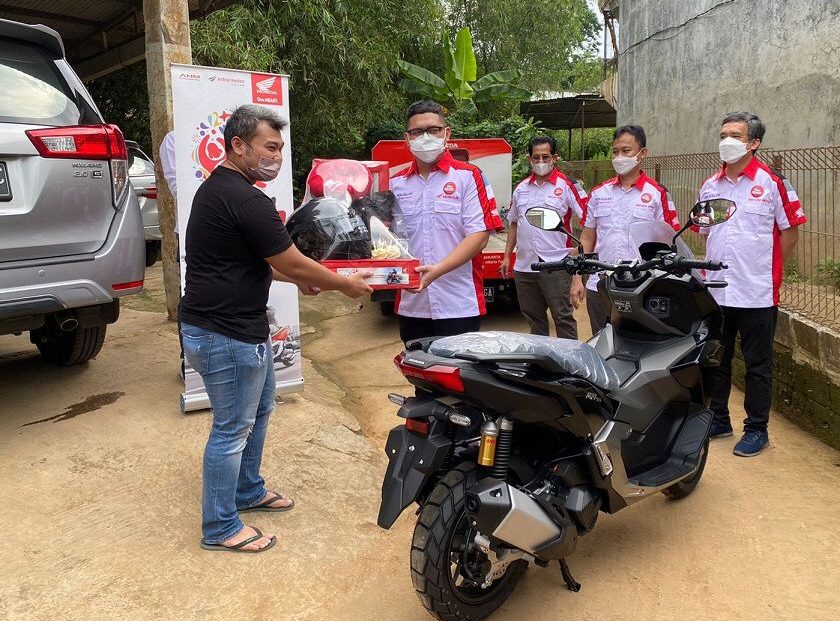 Apresiasi Konsumen Loyal Sepeda Motor Honda di Hari Pelanggan Nasional