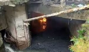 Kebakaran Kabel Listrik di Gorong-Gorong Sukajadi Bandung Hebohkan Warga