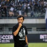 Luis Milla Buktikan Dirinya Serius Tangani Persib, Dua Staf Pelatih Baru Didatangkan Ke Bandung