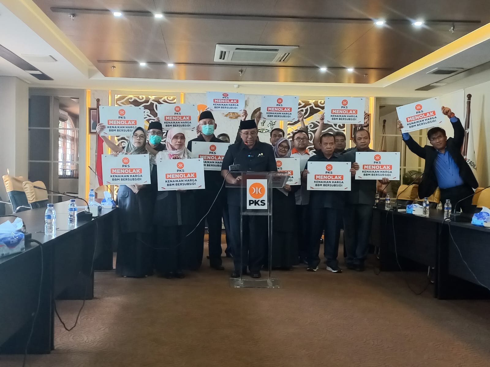 Fraksi PKS DPRD Jabar Meminta Presiden Membatalkan Kenaikan Harga BBM Bersubsidi