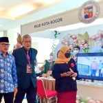 Wali Kota Bogor Bima Arya bersama Ketua Ikatan Dokter Indonesia (IDI) Kota Bogor Ilham Chaidir. (Yudha Prananda / Jabar Ekspres)