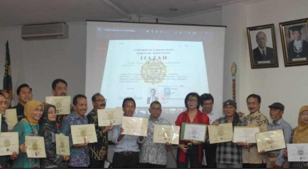 Fakta Ijazah UGM Jokowi yang Diduga Palsu