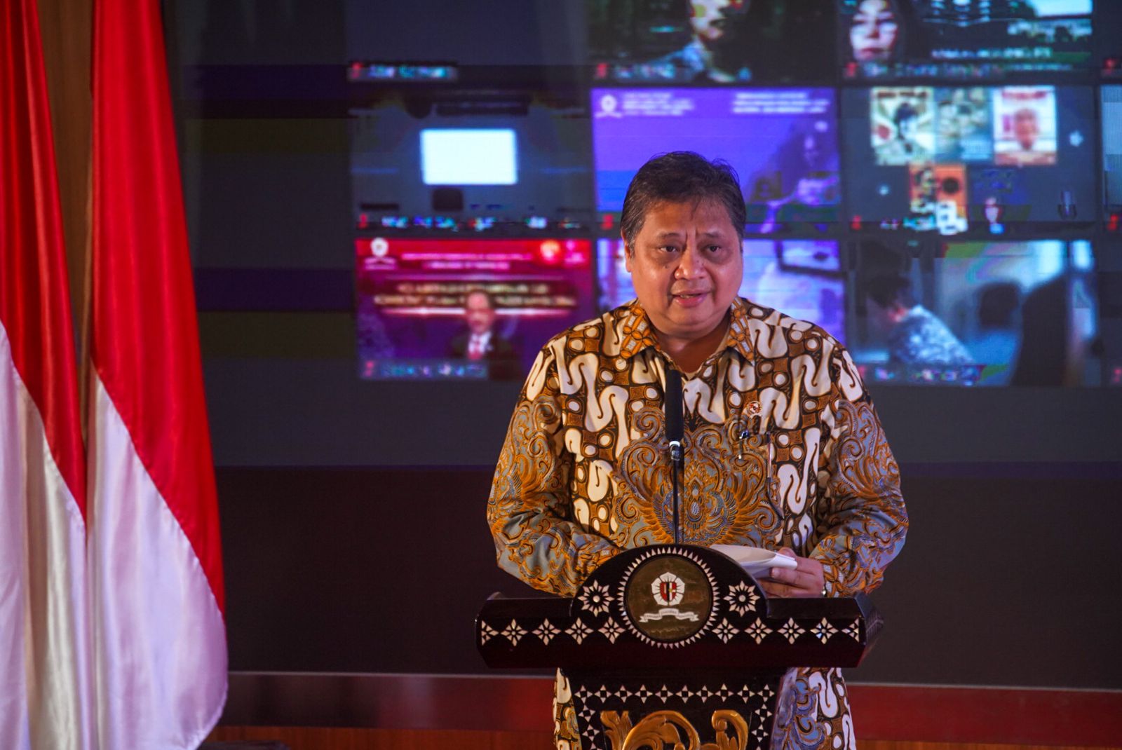 Menurut Menko Airlangga Hartarto, saat ini Indonesia secara proaktif dalam berbagai forum kerjasama internasional.