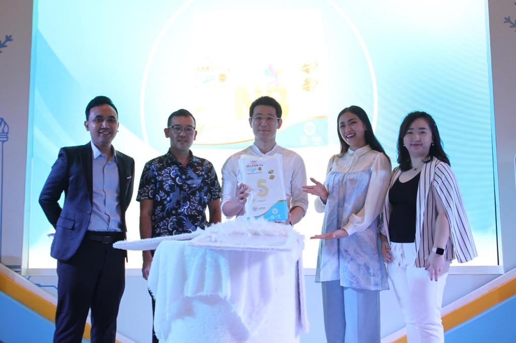 PRODUK BARU: MAKUKU meluncurkan inovasi popok generasi terbaru MAKUKU SAP Diapers Pro Care di Jakarta Convention Center (JCC), Senin (17/10).