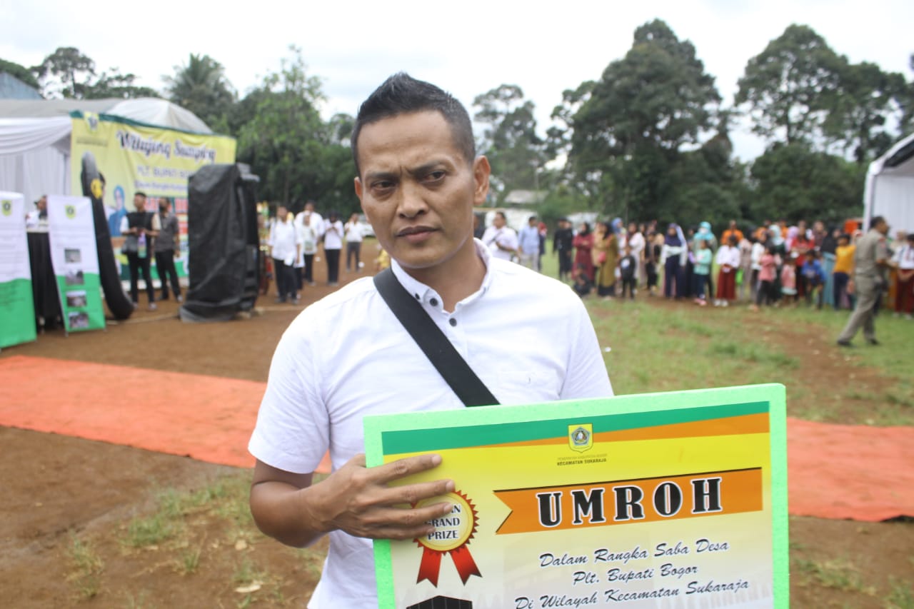 Supir Ambulance Siaga Desa Dapat Door Prize Umroh