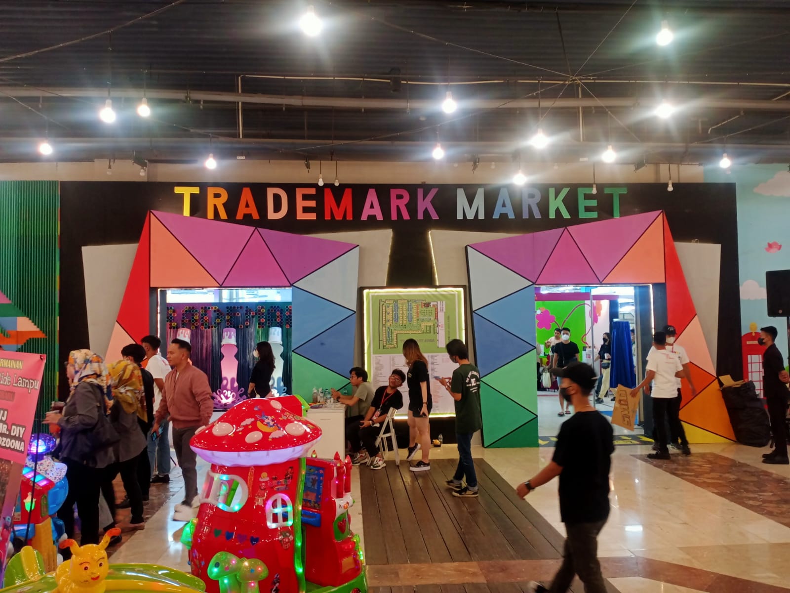 Trademark Market Kembali Hadir di Bandung